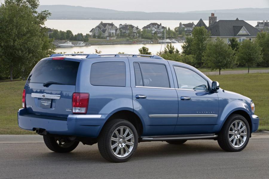  Chrysler Aspen Limited 2007 года  (фото 30 из 91)